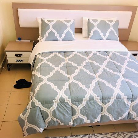 Maliaways Comfy Airbnb-Jkia Aparthotel Syokimau Exteriör bild